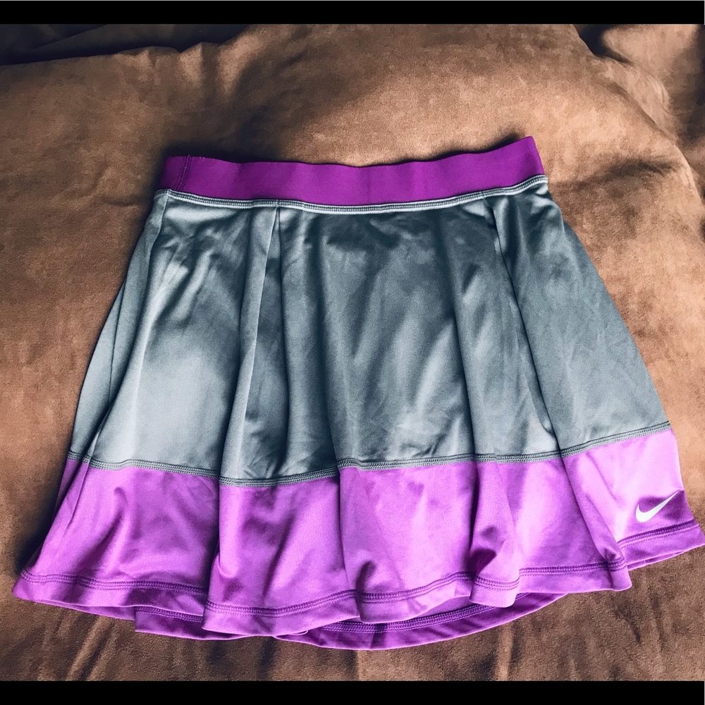 NIKE DRI-FIT Tennis Skort